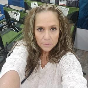 Meet your Posher, Araceli